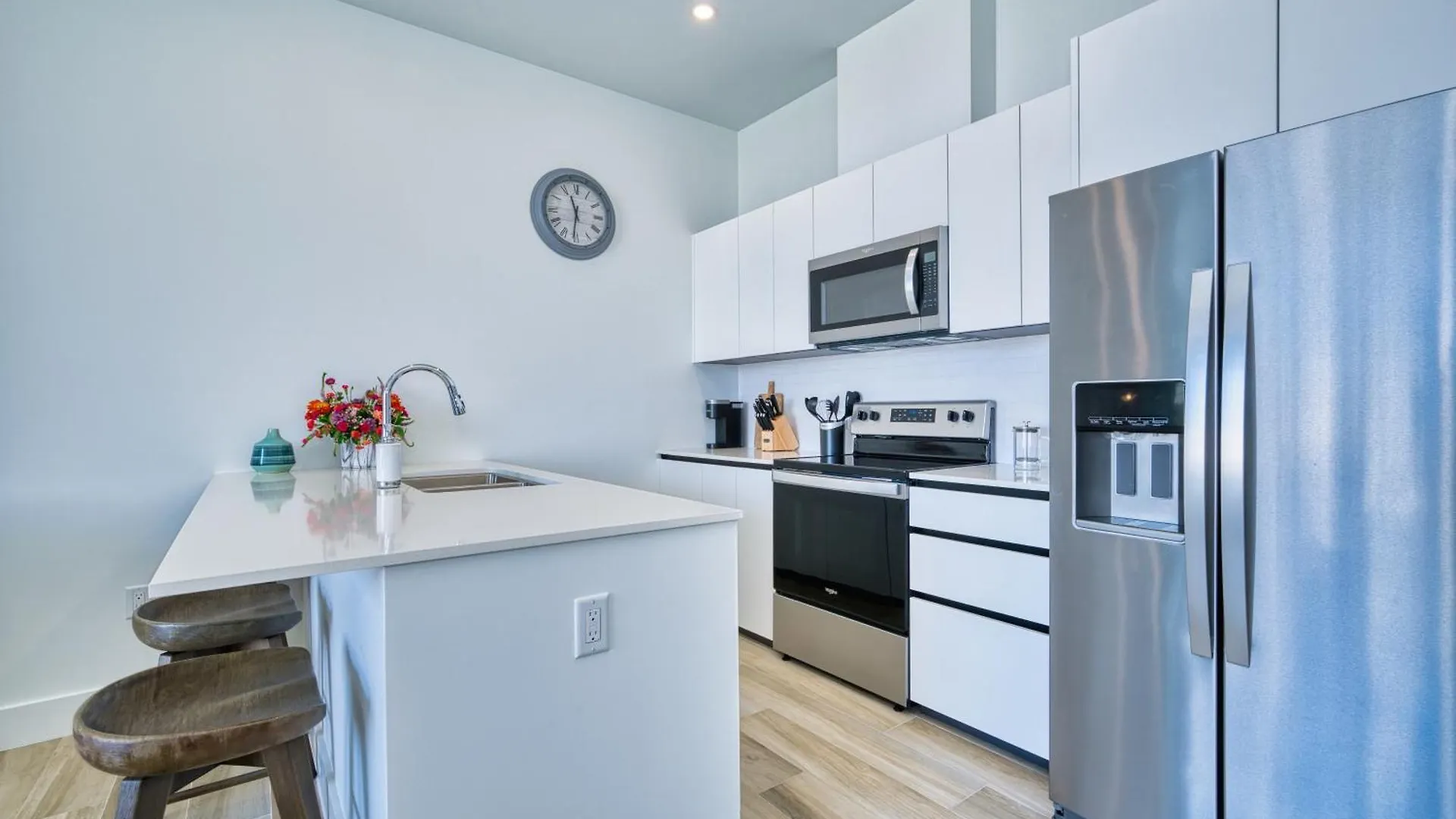 Apartament Sunset Point: Chic Meets Luxury West Bay 0*,